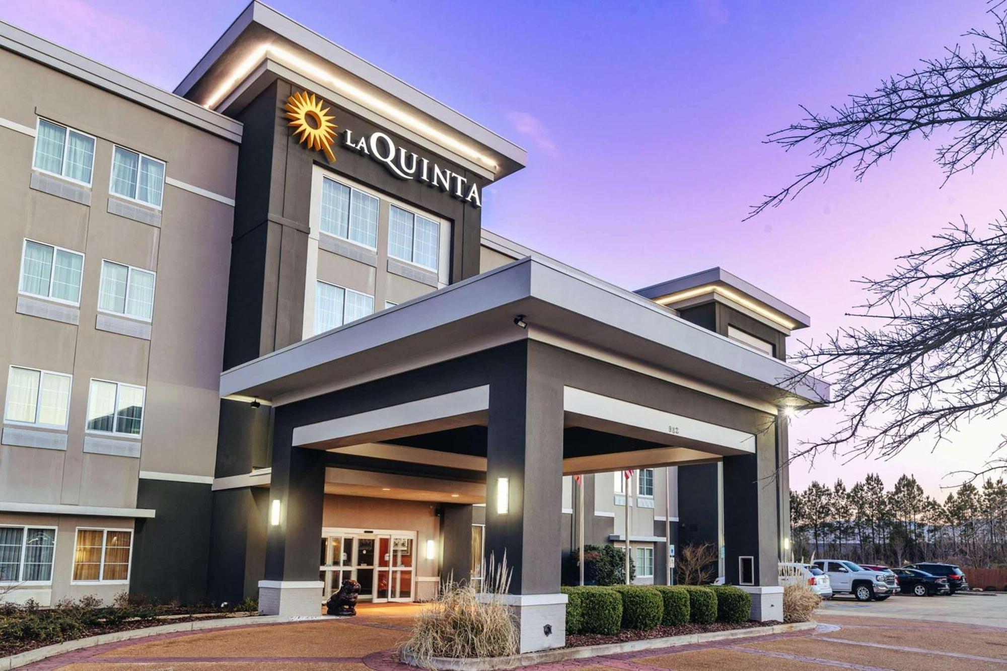La Quinta By Wyndham Starkville At Msu Bagian luar foto