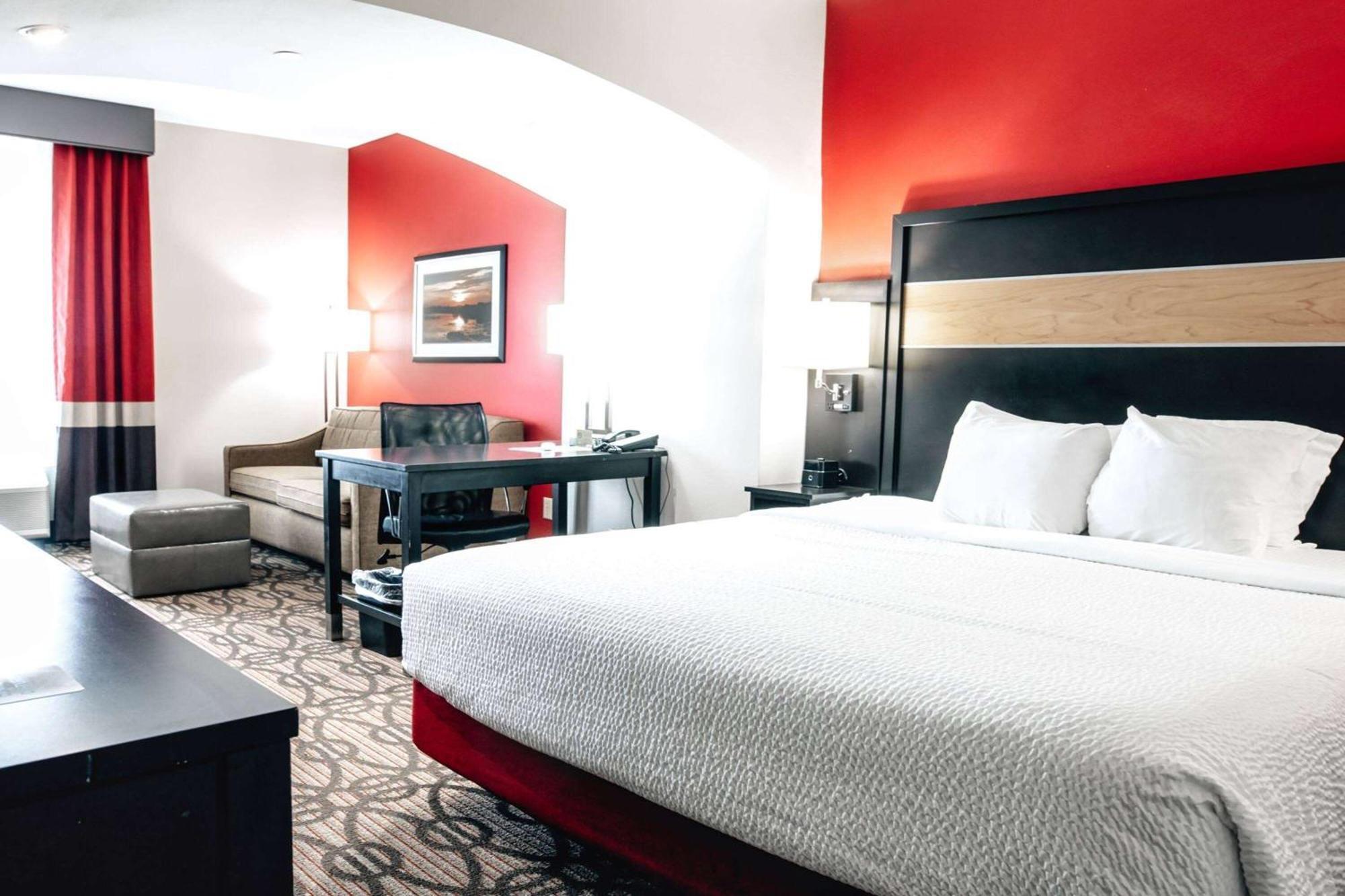 La Quinta By Wyndham Starkville At Msu Bagian luar foto