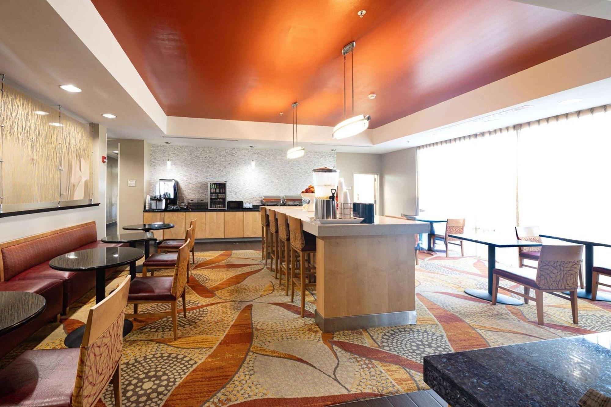 La Quinta By Wyndham Starkville At Msu Bagian luar foto