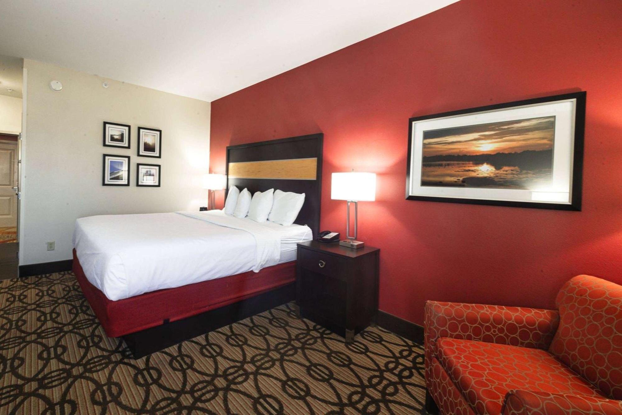 La Quinta By Wyndham Starkville At Msu Bagian luar foto