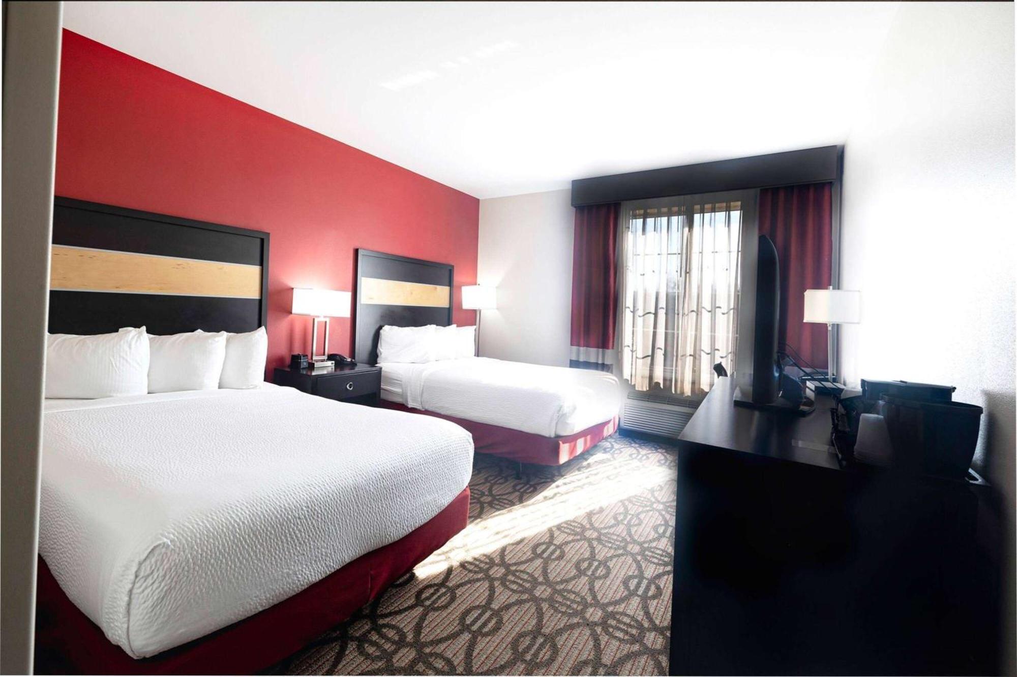 La Quinta By Wyndham Starkville At Msu Bagian luar foto