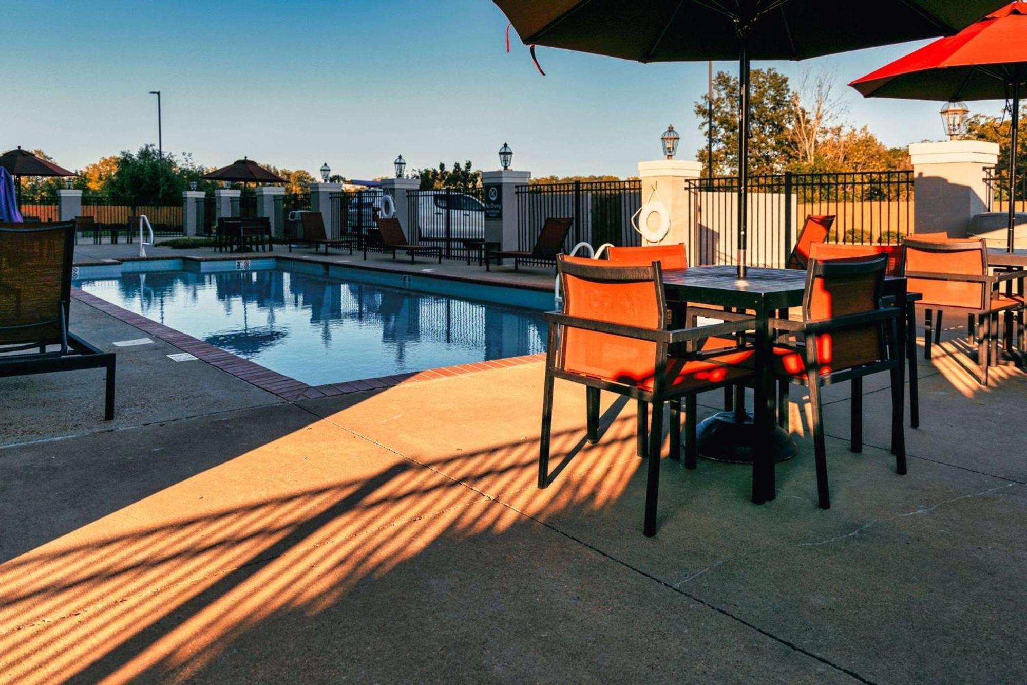 La Quinta By Wyndham Starkville At Msu Bagian luar foto